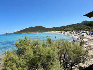 plages à proximité de delpino locations
